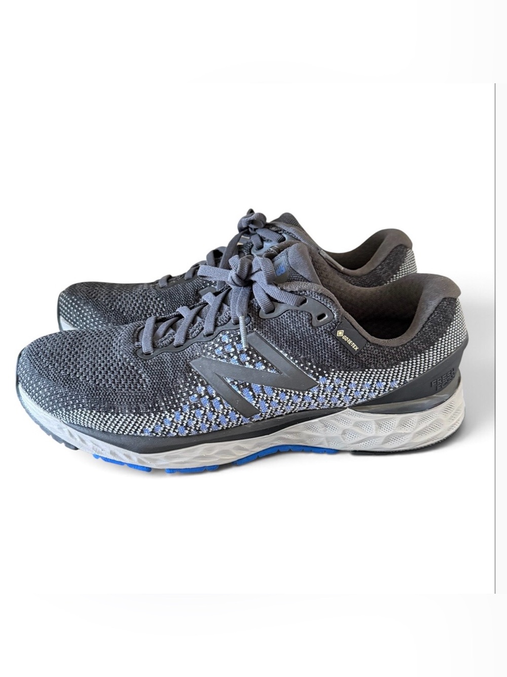 New Balance Fresh Foam 880v10 GTX Gore-Tex Men's Size 9.5 D Black Grey M880GX10